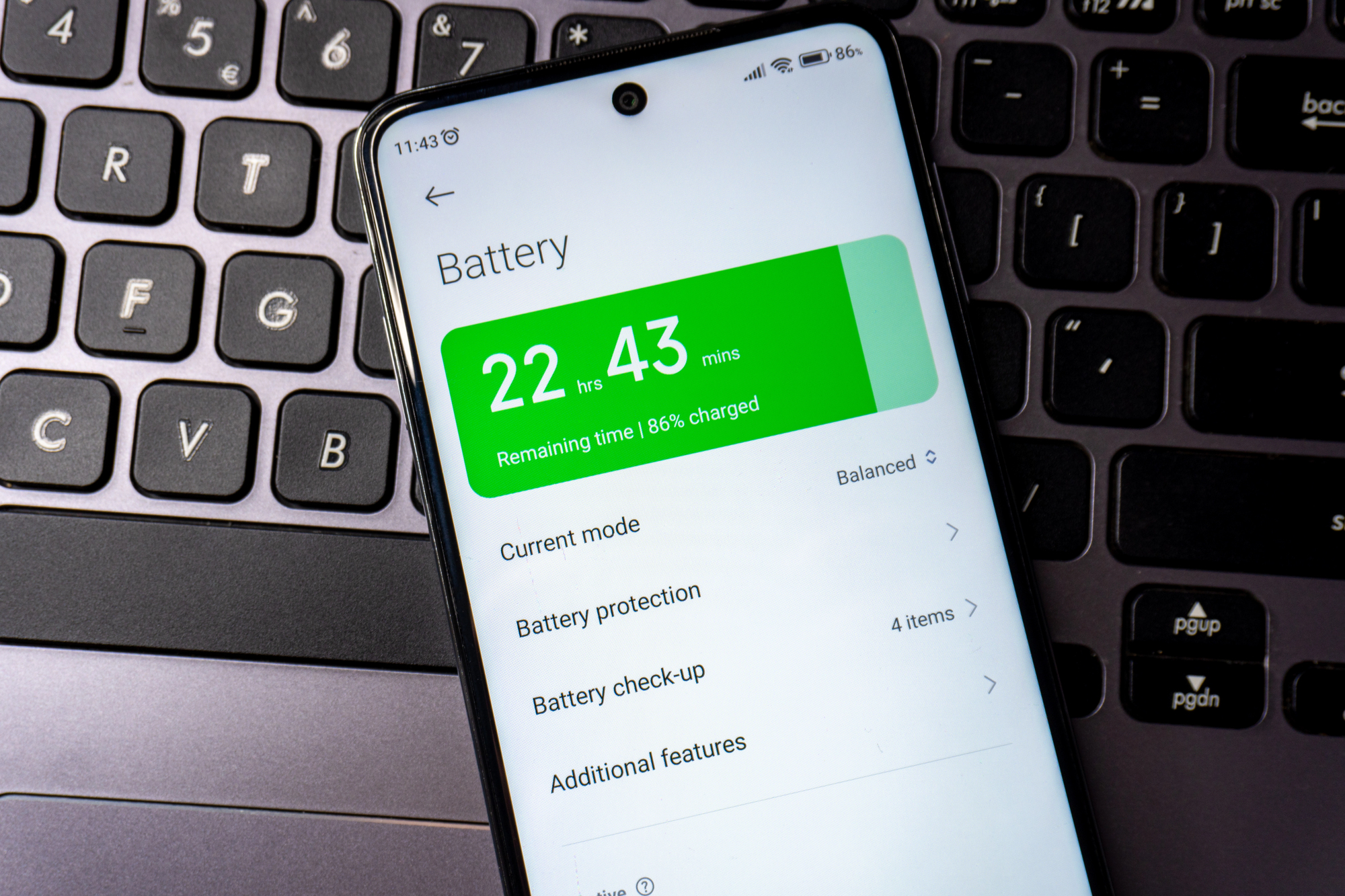 découvrez les meilleures applications pour prolonger la batterie de votre smartphone android et adoptez nos conseils pratiques pour gagner en autonomie